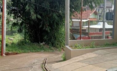 DIJUAL RUMAH MINIMALIS PINGGIR JALAN MURAH,LOK.CILENGKRANG