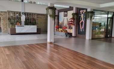 Rumah di Komplek Mewah di Kawasan Sudirman Pekanbaru.