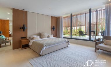 LEASEHOLD | MODERN LUXURY 4-BED VILLA IN THE PRIME AREA OF BATU BELIG