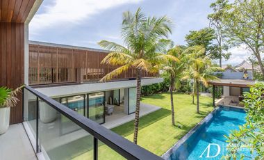 LEASEHOLD | MODERN LUXURY 4-BED VILLA IN THE PRIME AREA OF BATU BELIG