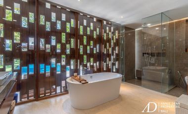 LEASEHOLD | MODERN LUXURY 4-BED VILLA IN THE PRIME AREA OF BATU BELIG