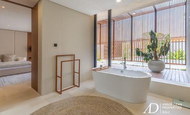 LEASEHOLD | MODERN LUXURY 4-BED VILLA IN THE PRIME AREA OF BATU BELIG