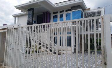 jual rumah mewah, elegan dan minimalis