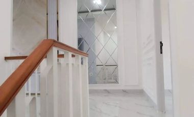 15 juta Allin Townhouse Baru Dekat Hotel Amaris Demang