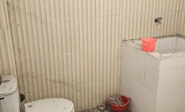 Dijual Rumah Usaha Strategis Murah Siap Huni di Jl Madura Blitar