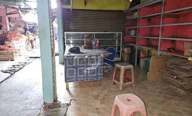 Jual stand/toko lokasi pasar balong panggang gresik