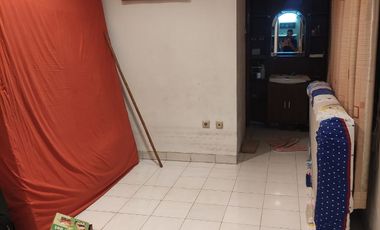 Rumah lebar 8 di Taman Royal dekat ke tol bandara Soekarno hatta