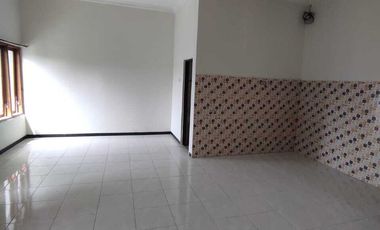 Rumah dijual siap pakai Perum Grand Pasadena Gentan timur Luwes Mall