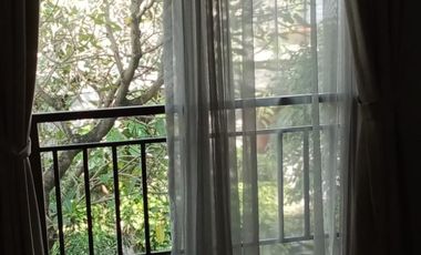 Rumah mewah, Pool  dalam Cluster di Kemang Jaksel