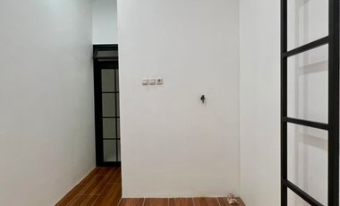 Rumah Mewah Siap Huni Lokasi Strategis Akses Mudah di Jagakarsa