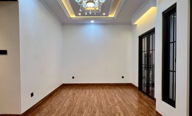 Rumah Mewah Siap Huni Lokasi Strategis Akses Mudah di Jagakarsa