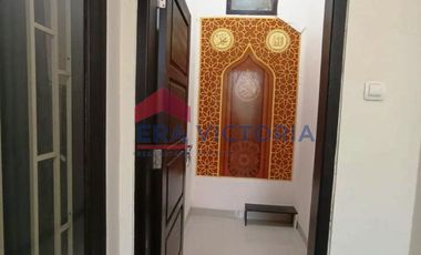 Rumah Mewah Dibuat Dengan Material Pilihan Kualitas Menengah Ke Atas