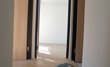 Rumah Nyaman Minimalis Modern Travertine Lippo Cikarang, 32 Juta/Thn