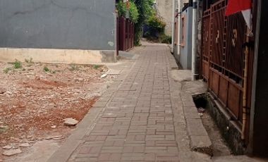 rumah kontrakan 14 pintu terisi ful di sawangan baru depok