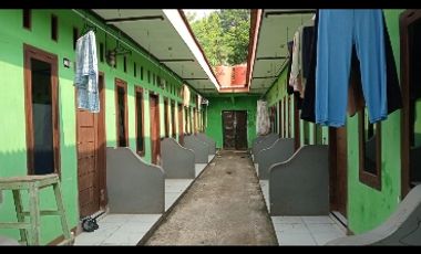 rumah kontrakan 14 pintu terisi ful di sawangan baru depok
