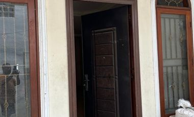 Jual rumah bagus kokoh 3 1/2 lt di jl Terate, Tambora, jakbar