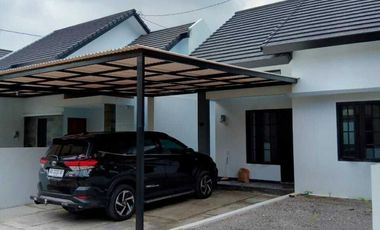 Rumah murah siap huni dekat dg pasar cebongan rsa ugm uty sma 1 seyega