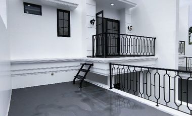 Dijual Rumah Mewah American CLASIC di Seputaran Pondok Aren