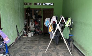 Dijual rumah murah, strategis dekat tol di Pancoran Mas, Depok