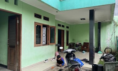 Dijual rumah murah, strategis dekat tol di Pancoran Mas, Depok