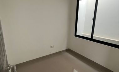 Disewakan Rumah uk. 4.5x10 m2 Milenial City PIK 2 Extension Kosongan