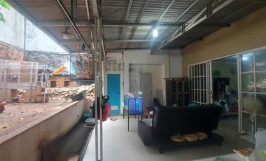 Rumah dan Warteg Cocok Untuk Komersial atau Hunian Pancoran Timur Dekat MT Haryono