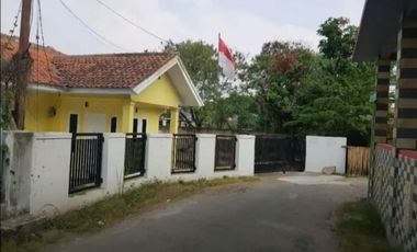 Rumah strategis di kota serang