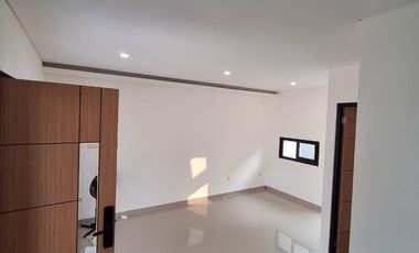 Townhouse 2 Lantai Modern Minimalis dalam perumahan besar Pamulang