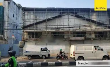 Disewakan Tanah dan Gudang di Jalan Industri Raya