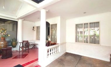 Rumah Dijual Rumah 2 1/2 lantai di Sektor 2 - Bintaro, Jakarta Selatan