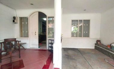 Rumah Dijual Rumah 2 1/2 lantai di Sektor 2 - Bintaro, Jakarta Selatan
