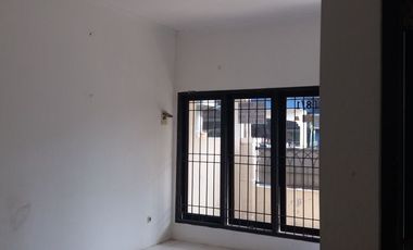 Disewa Rumah di Taman Harapan Baru THB samping Harapan Indah HI