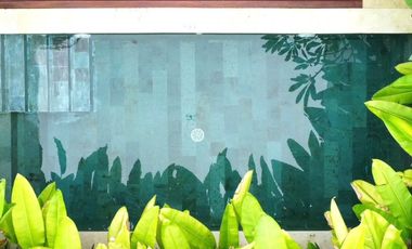 villa modern tropical style di Nusa dua, 10 menit ke pantai Mengiat