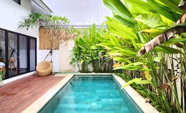 villa modern tropical style di Nusa dua, 10 menit ke pantai Mengiat
