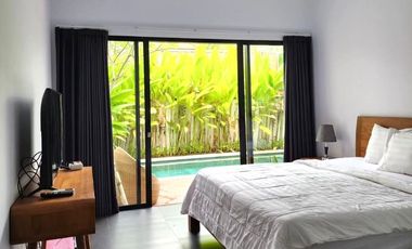 villa modern tropical style di Nusa dua, 10 menit ke pantai Mengiat