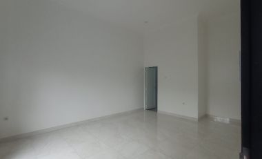 Dijual Cepat Rumah Bagus siap Huni di Komplek DKI Joglo