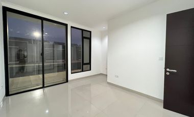 Disewakan rumah PIK2 milenial ukuran 4,5x15