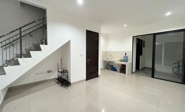 Disewakan rumah PIK2 milenial ukuran 4,5x15