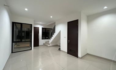 Disewakan rumah PIK2 milenial ukuran 4,5x15