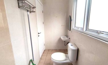 Sewa Rumah 4 Kamar Tidur Fully Furnish Bulanan/Tahunan Gading Serpong