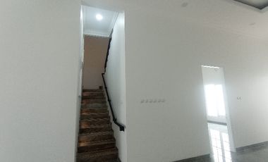 Dijual Cepat Rumah Mewah siap huni di Komplek DKI Joglo