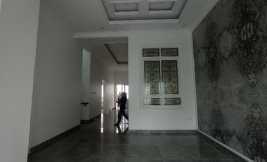 Dijual Cepat Rumah Mewah siap huni di Komplek DKI Joglo