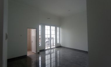 Dijual Cepat Rumah Mewah siap huni di Komplek DKI Joglo