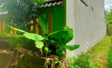 Dijual Rumah murah strategis di Kota Karangmojo Gunung Kidul siap paka