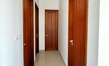 FOR SALE HUNIAN BARU ONE GATE 4 BR KAWASAN BAGUS DENPASAR SANUR