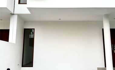 FOR SALE HUNIAN BARU ONE GATE 4 BR KAWASAN BAGUS DENPASAR SANUR