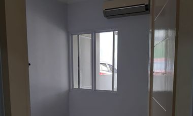 MURAH BU Rumah The Address cibubur LT90 Siap Huni Bonus AC Kitchen set