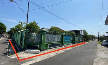 rumah murah lahan luas di palur mojolaban dekat Yonif 413