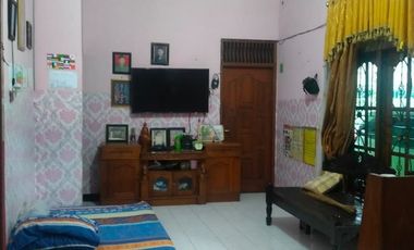 rumah murah lahan luas di palur mojolaban dekat Yonif 413