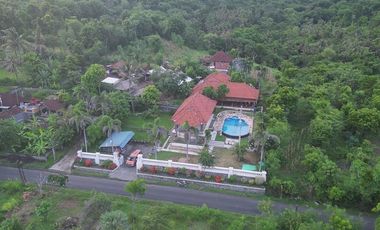 Dijual Cepat Super Murah Villa Tepi Pantai Seraya Karangasem